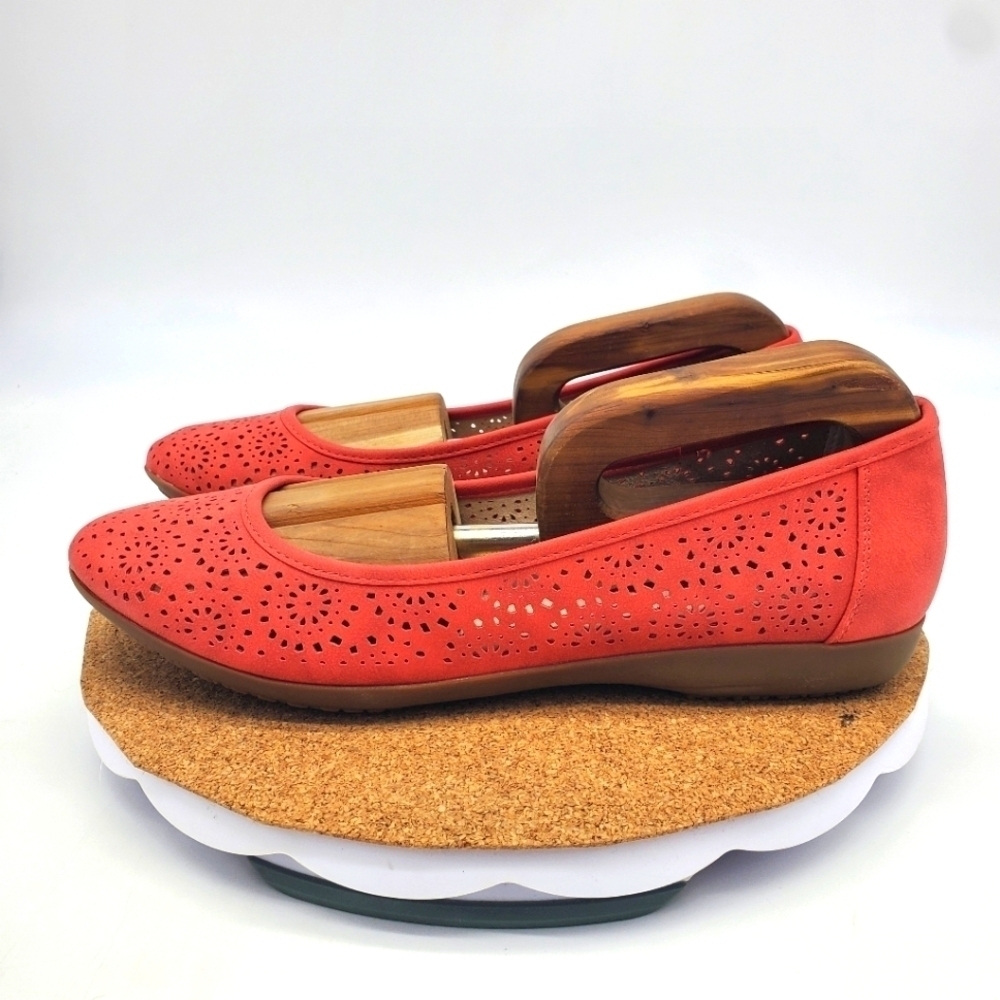 Croft & Barrow Ortholite Lazer Cut Flats Size 9.5M Shoes